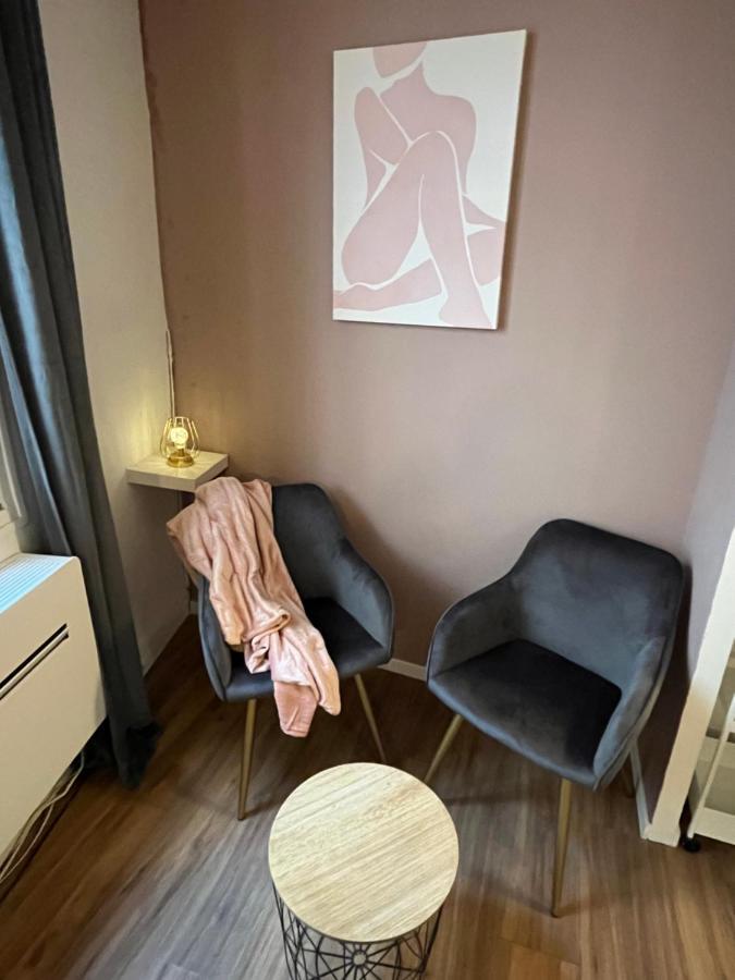 Aux Demoiselles D'Avignon Apartment Luaran gambar