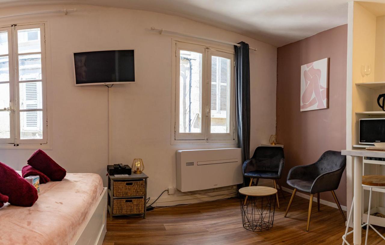 Aux Demoiselles D'Avignon Apartment Luaran gambar
