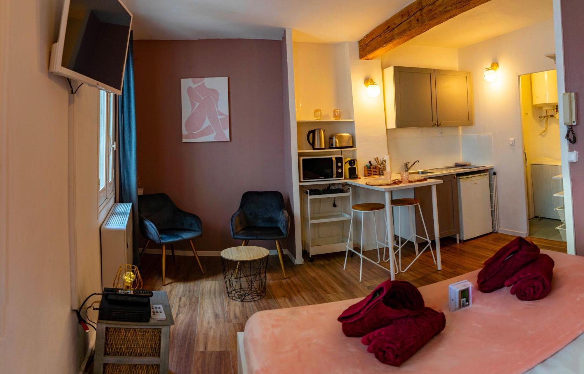 Aux Demoiselles D'Avignon Apartment Luaran gambar